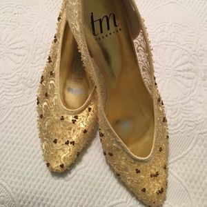 Women’s dress shoes